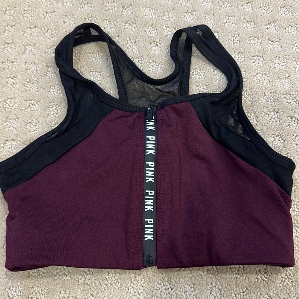 pink sports bra! size small!